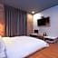Hotel Gray