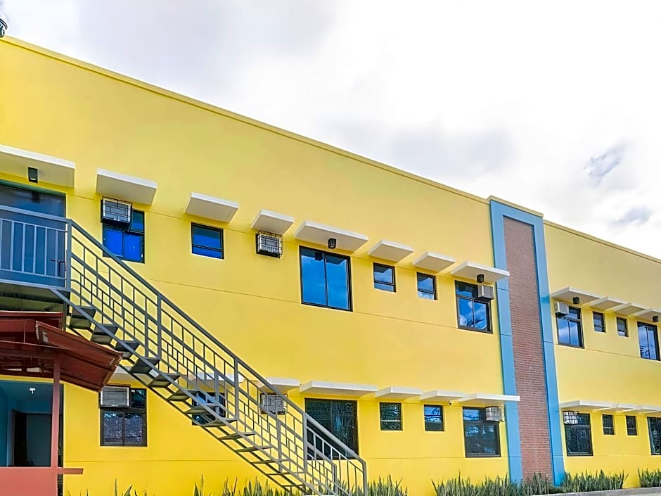YellowPad Hotel (SM-Eco)