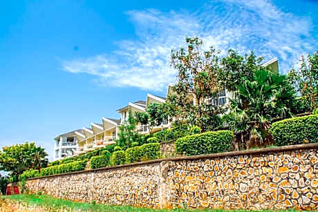 Springs International Hotel