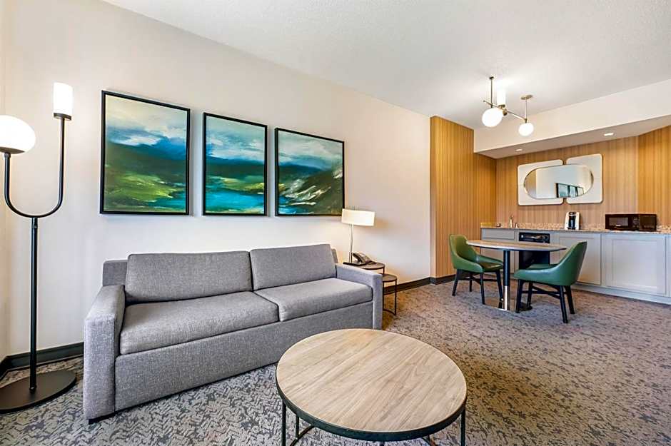DoubleTree Suites By Hilton Raleigh-Durham