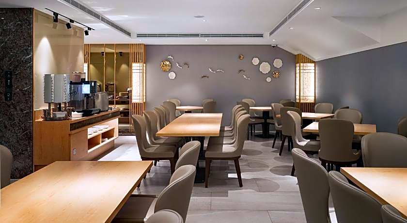 Gamalan FL Spring Hotel