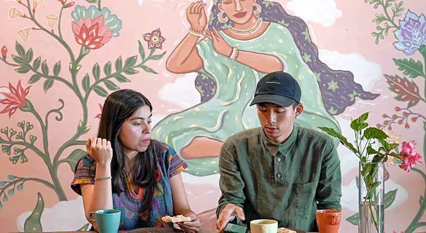 Dulan The Travel Bug Bistro Inn