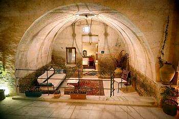 Salkım Cave House