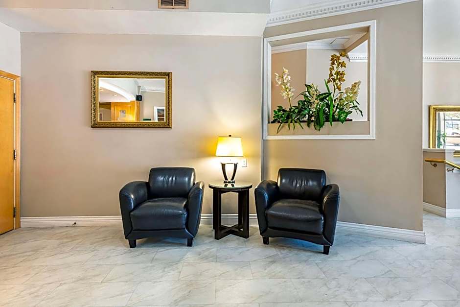 Quality Inn Downtown Inner Harbour