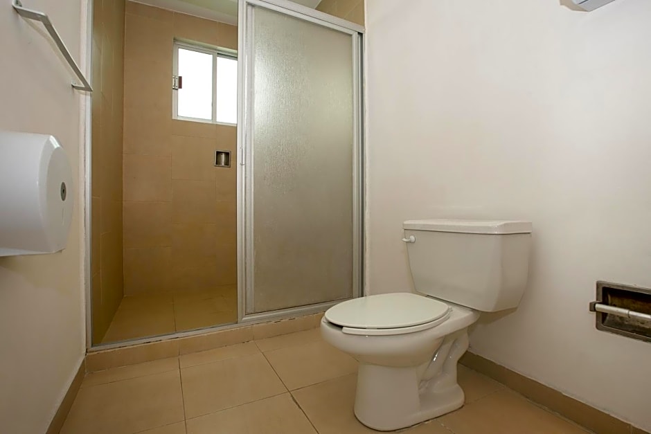 Hotel Euro Confort,Pachuca