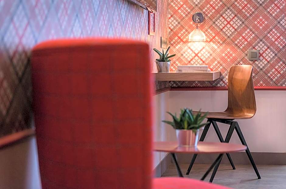 Hotel Boris V. by Happyculture