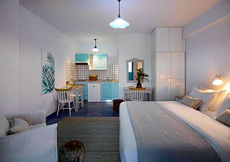 Studio (2 Adults) with Garden View