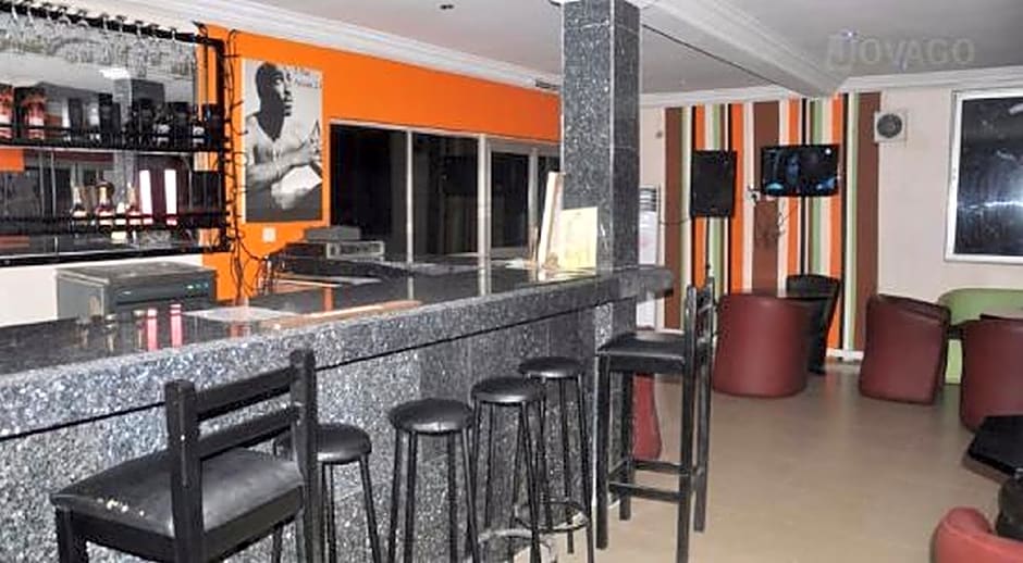 Beverly Heels Hotels