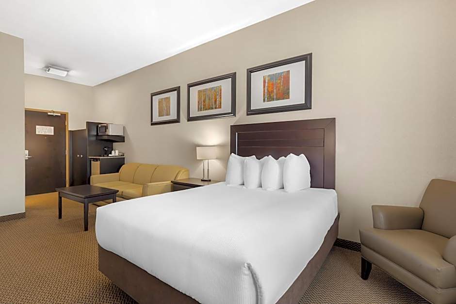 Best Western Bonnyville Inn & Suites