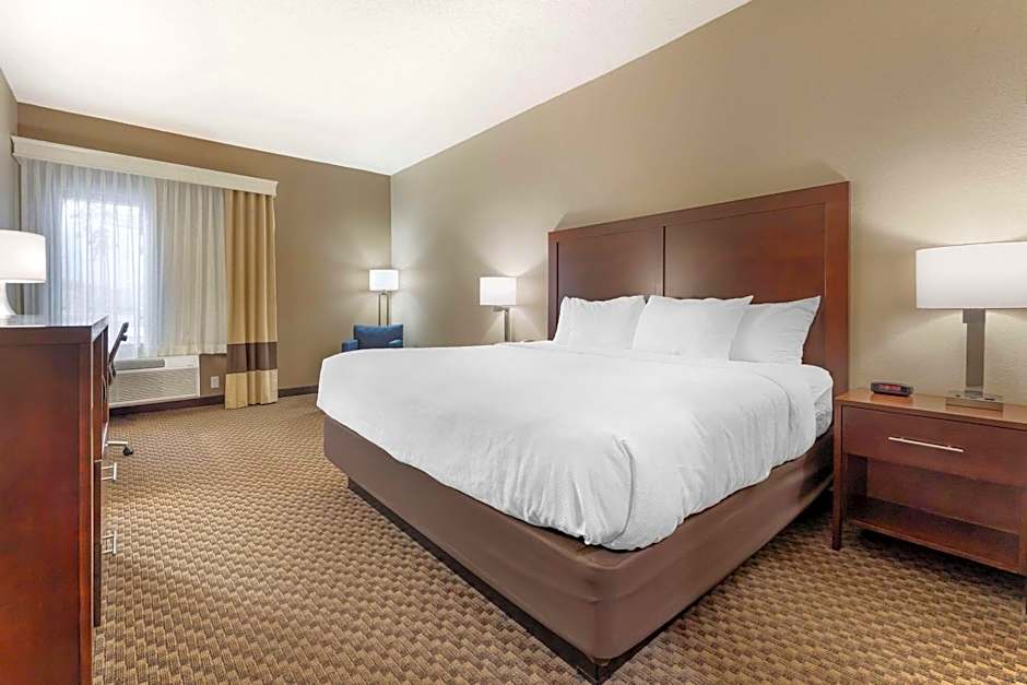 Comfort Inn & Suites