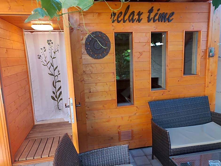 Fészek Fogadó - Pension Nest