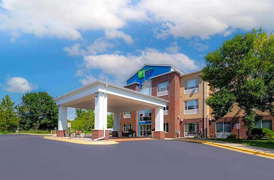 Holiday Inn Express Hotel & Suites Chanhassen By IHG