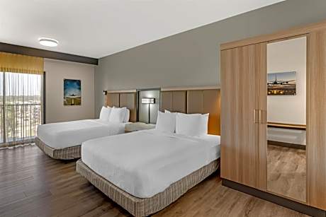 Queen Room with Two Queen Beds - Disability Access