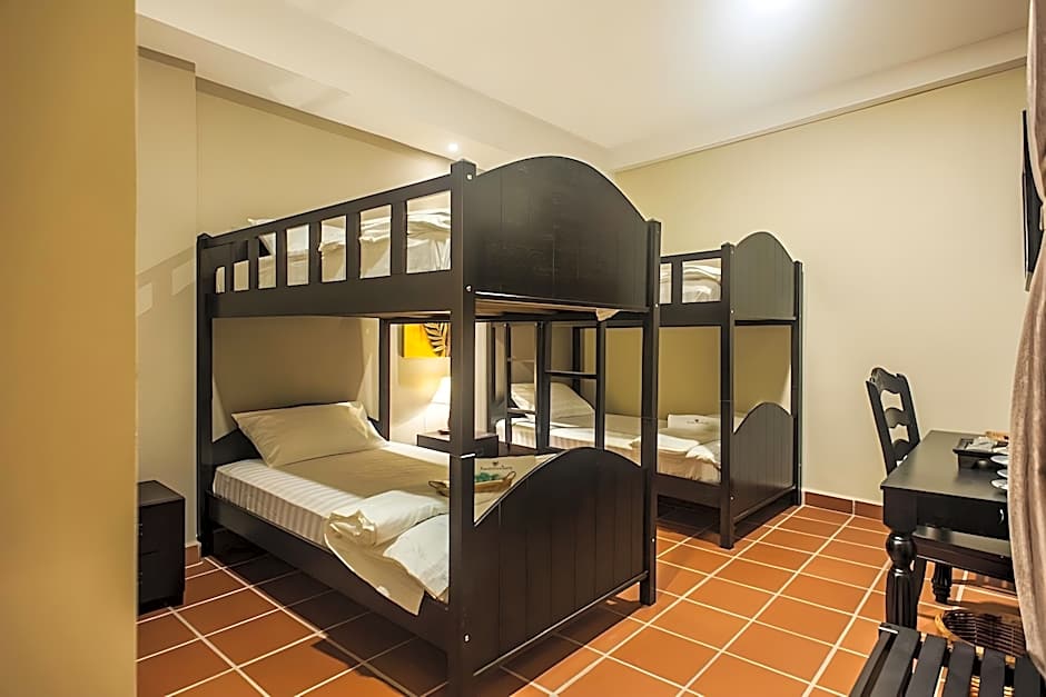 Armenian Suite Hotel