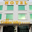 Golden Valley Hotel