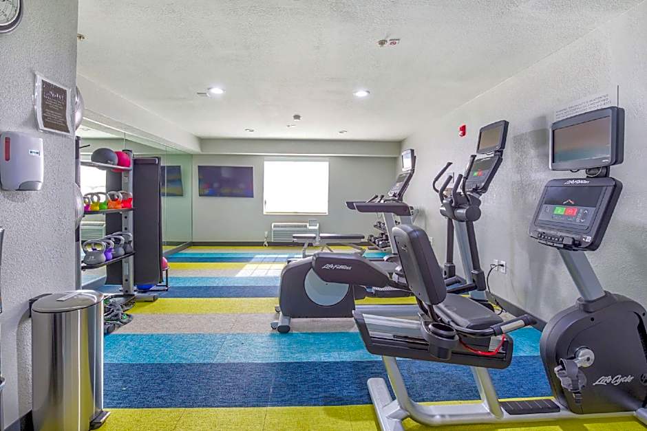 MainStay Suites