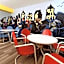 Medicine Hat Inn & Suites
