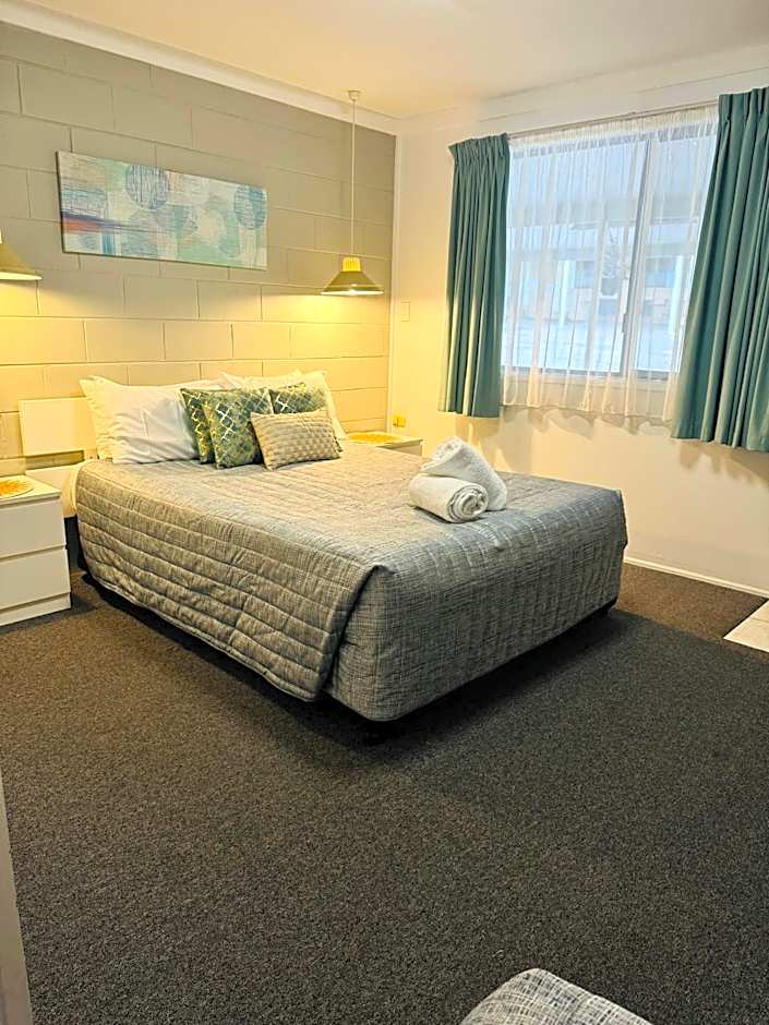 Hatton Vale Motel