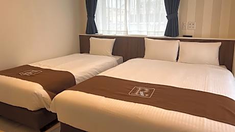 Economy Twin Room