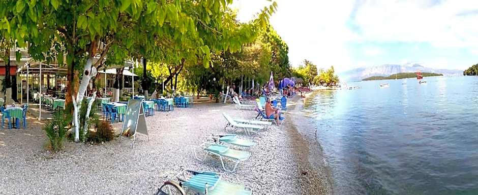 Avra Beach Hotel