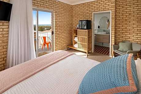 Deluxe Suite with Sea View