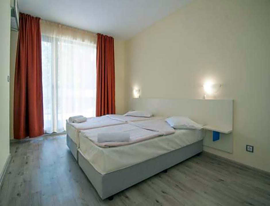 Mariner's Hotel - Self Catering - Adults Only