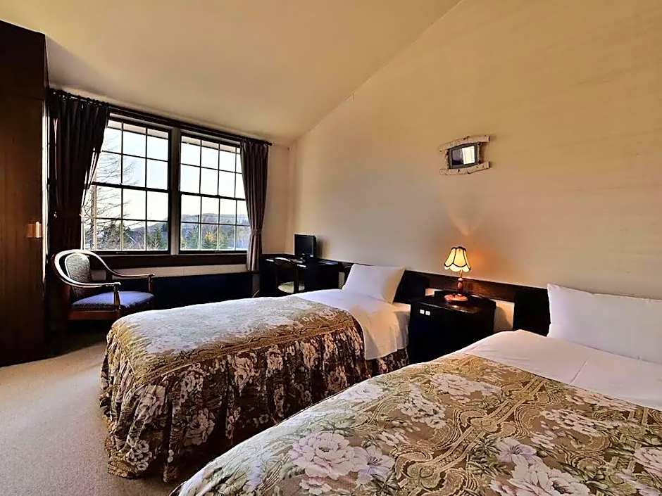 Petit Hotel Kanan