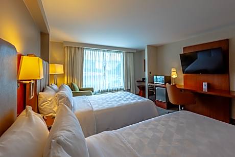 Standard Double Room with Two Double Beds and City View
