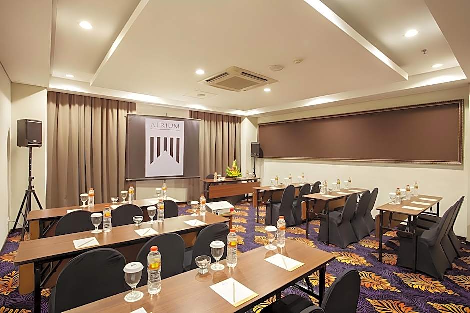 Atrium Premiere Hotel