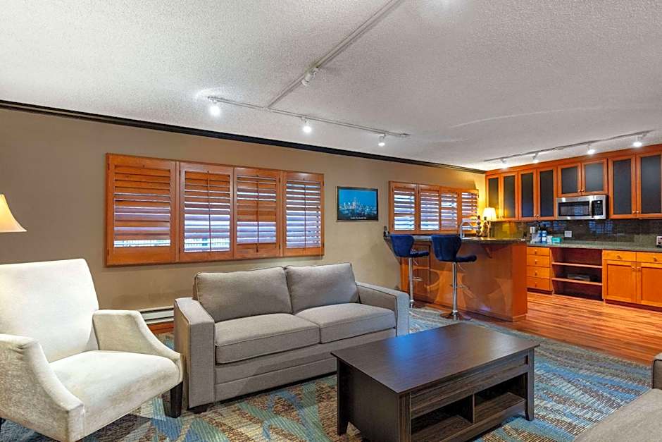 Travelodge by Wyndham Seattle By The Space Needle