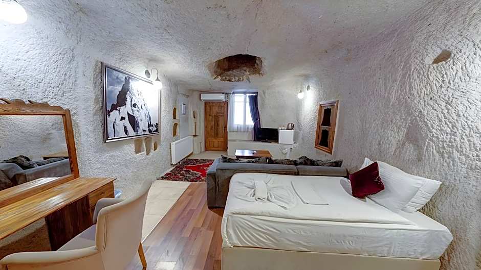 Elegance Cave Suites