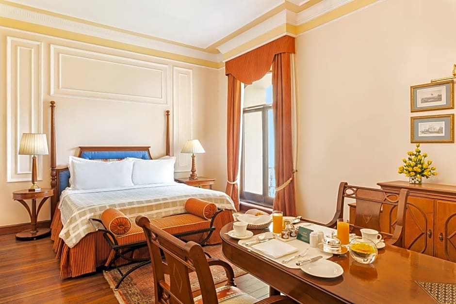 The Oberoi Grand Kolkata