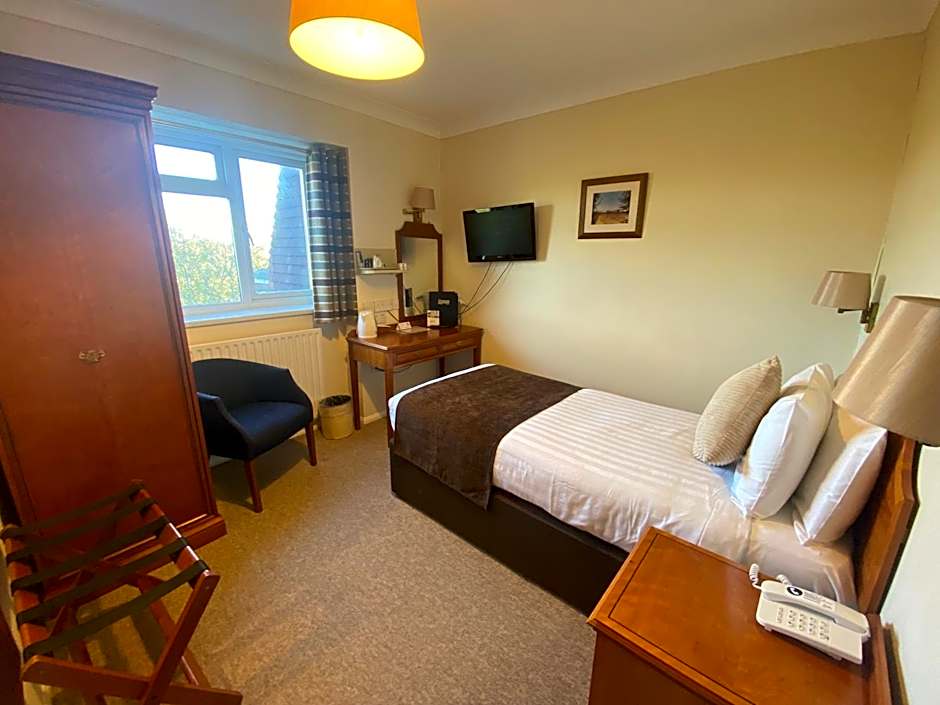 The Riviera Hotel & Apartments - Alum Chine