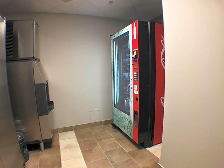 Super 8 by Wyndham Kapuskasing