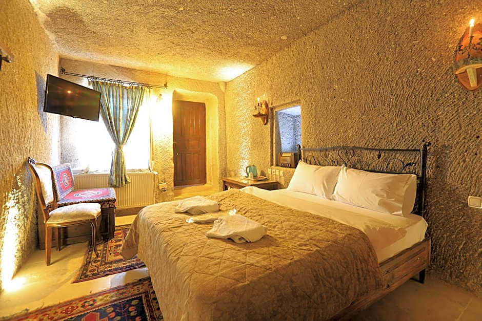 Antique Terrace Cave Suites