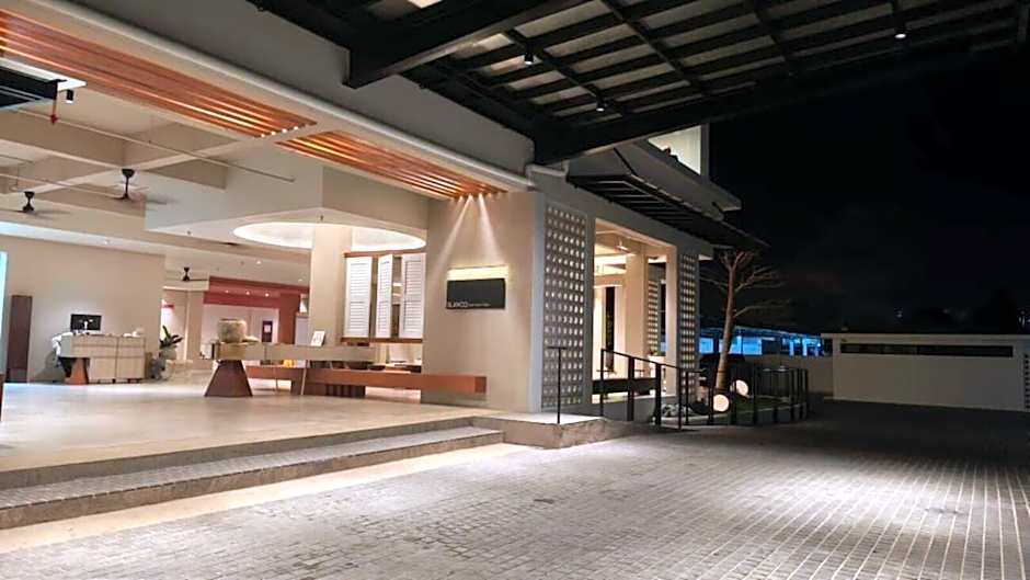 Blanco Apartment Hotel