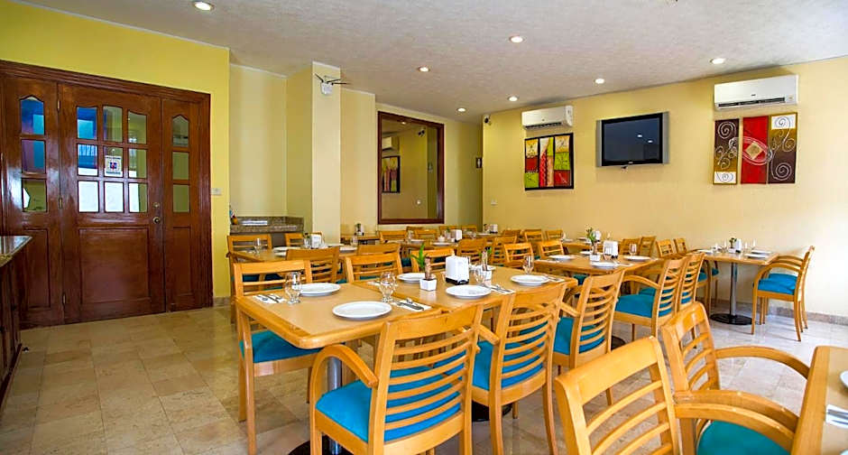 Hotel & Suites Real del Lago