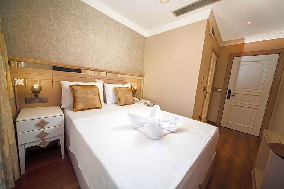 Istanbul Old City Beyazit Belmond Hotel