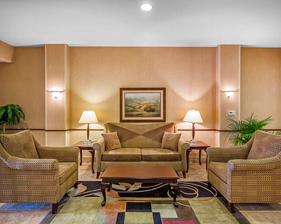 Rodeway Inn & Suites Salina South