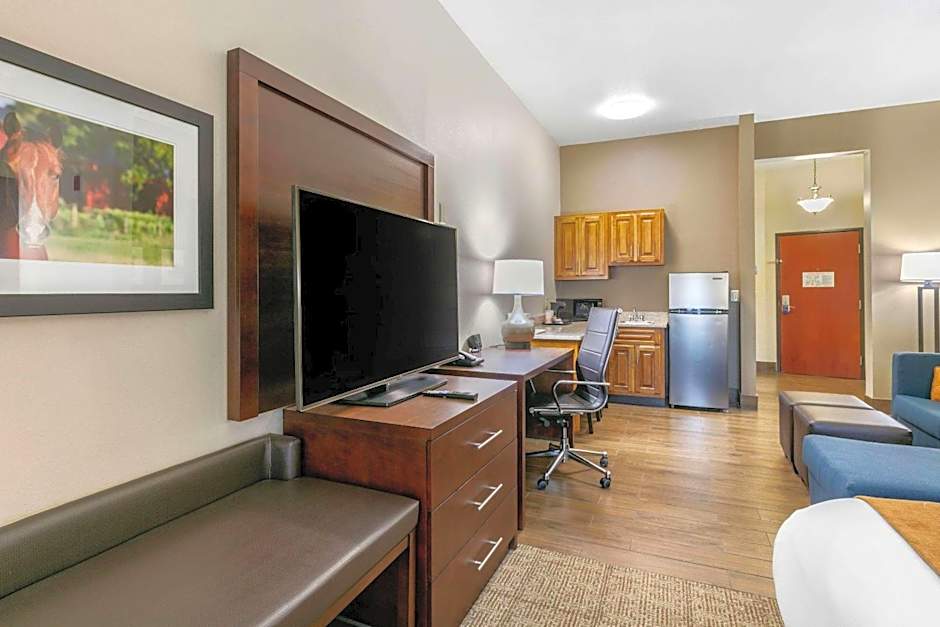 Comfort Suites Hopkinsville Near Fort Campbell