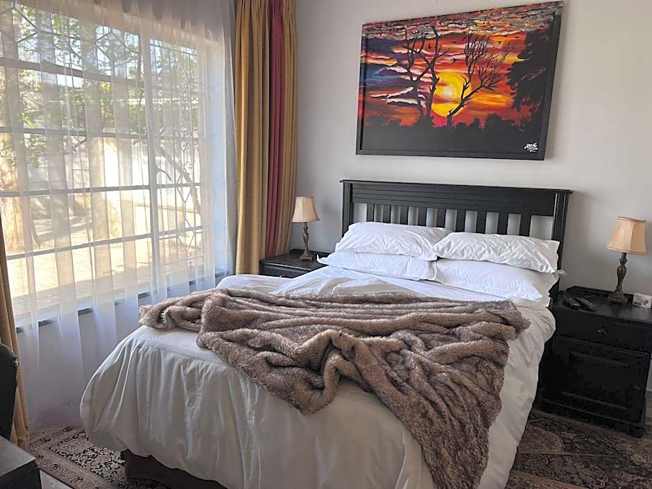 SILKEN TRAP GUEST HOUSE