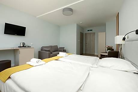 Triple Room with Balcony