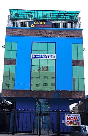 Blumerrit Hotel and Suites 