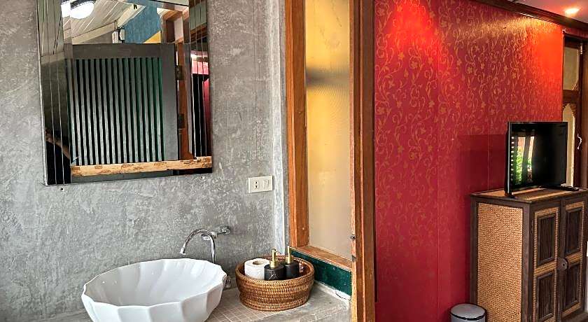 Tony's Place Beds & Breakfast