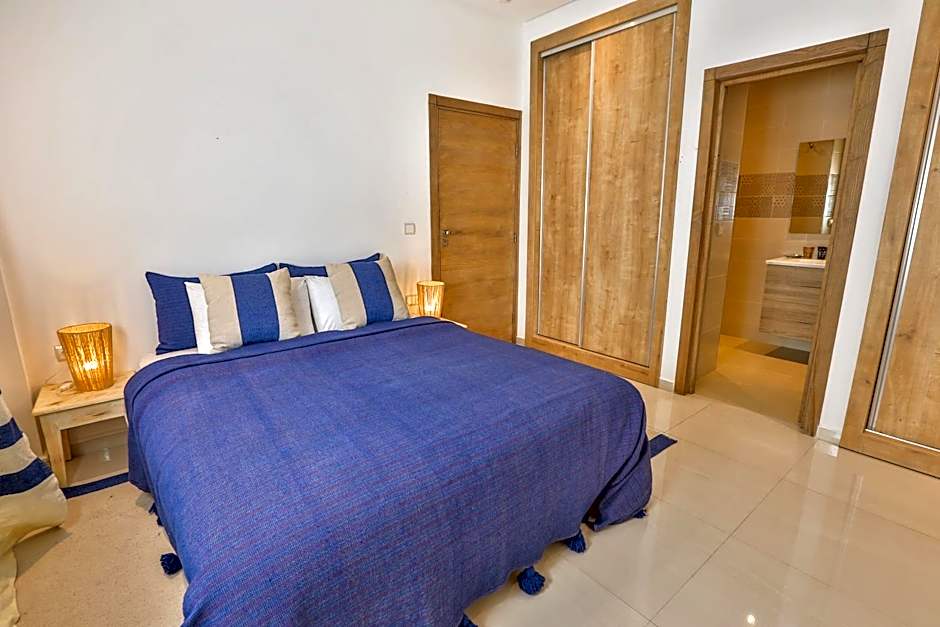 Hanah Apartments