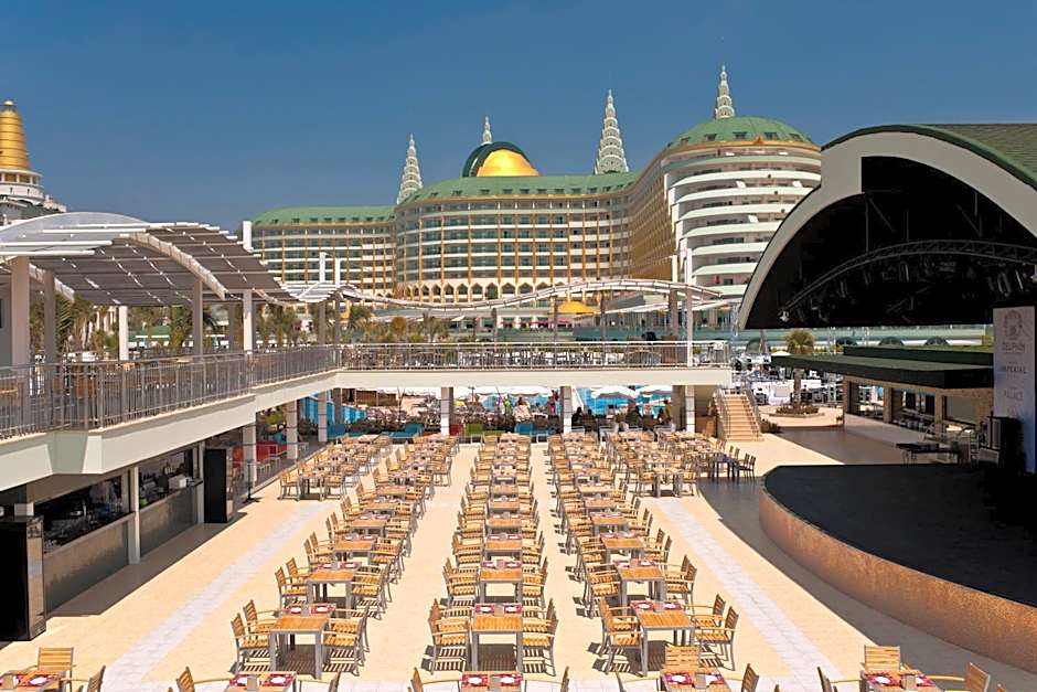 Delphin Imperial Lara