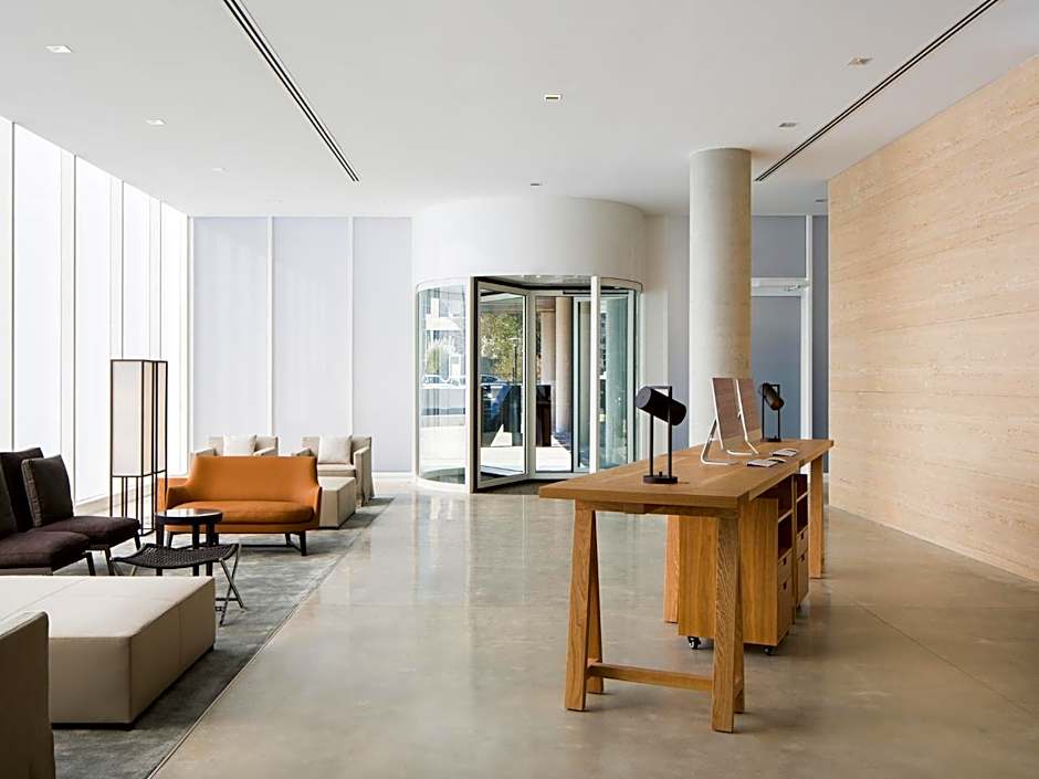 Little National Hotel