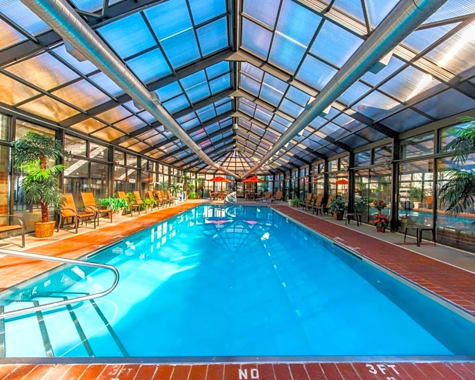 Comfort Inn & Suites Erie