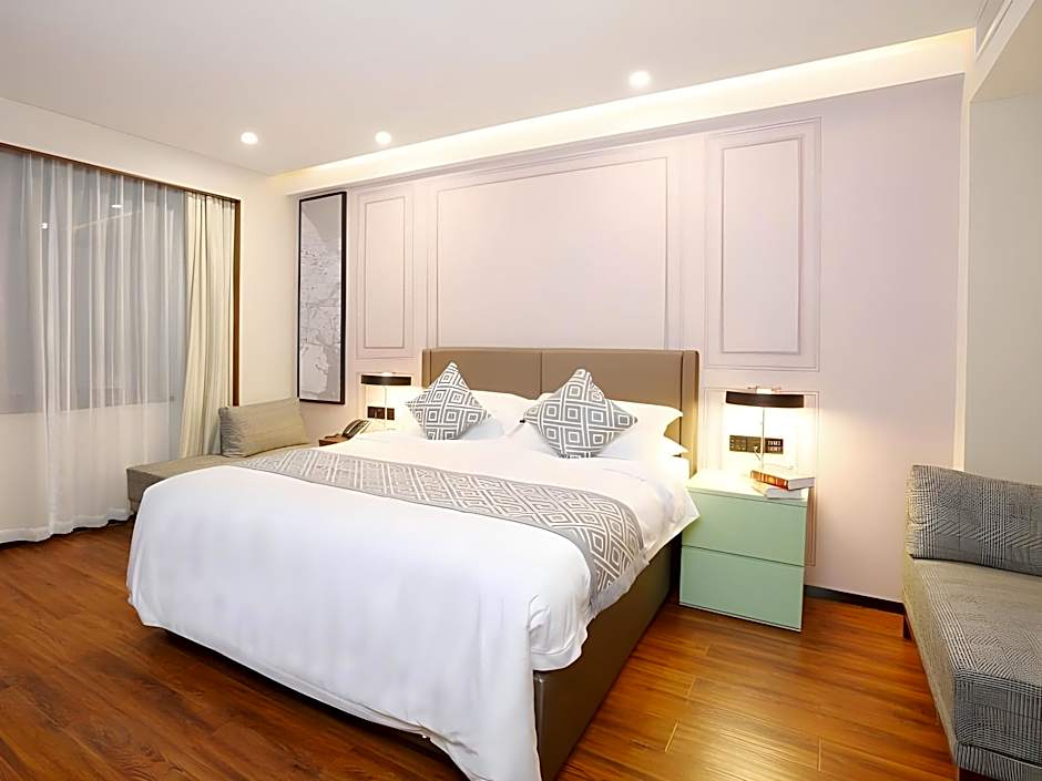 GEM Hotel Ningbo Jiangbei District Hongtang Haide Square
