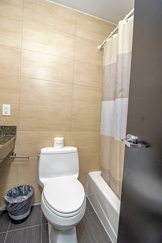 Canal Loft Hotel